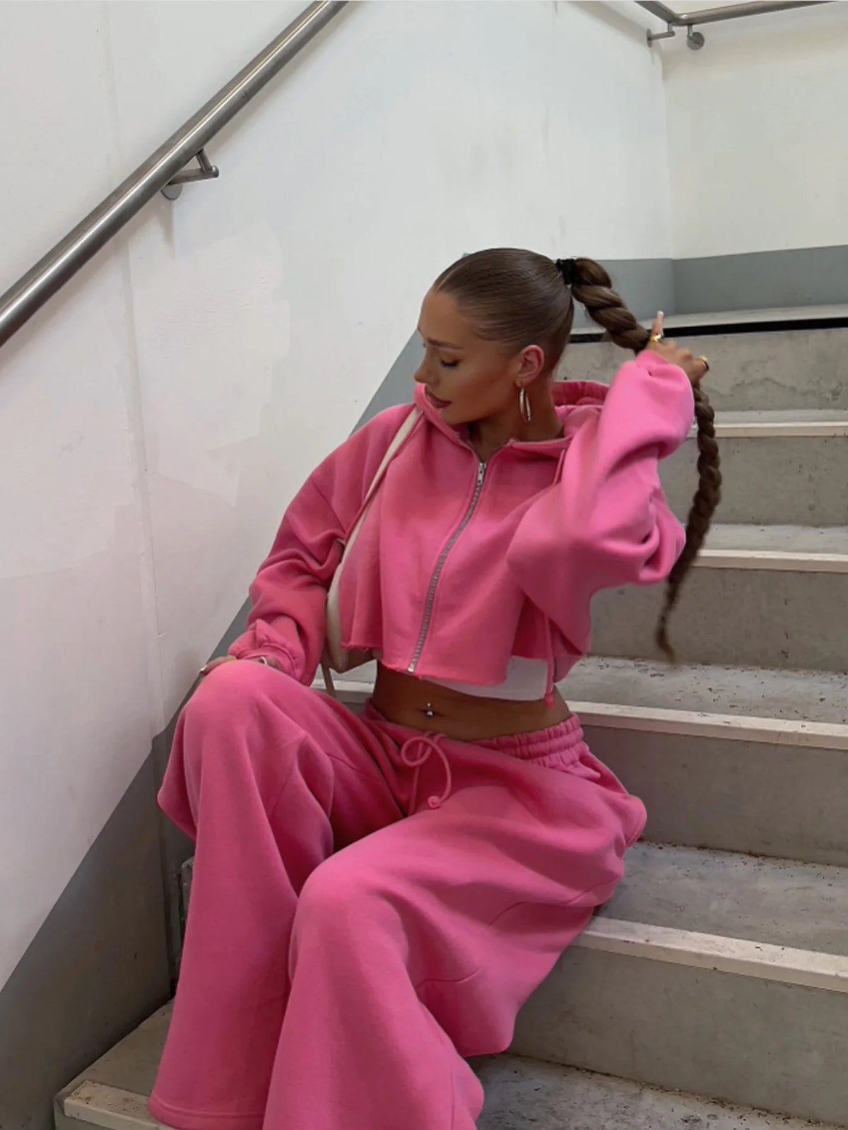 Women Hooded Zip-Up Cropped Sweatshirt and Long Pants 2 Piece Sets 2025 Autumn Casual Hoodies Sweatpants Suit Tracksuits