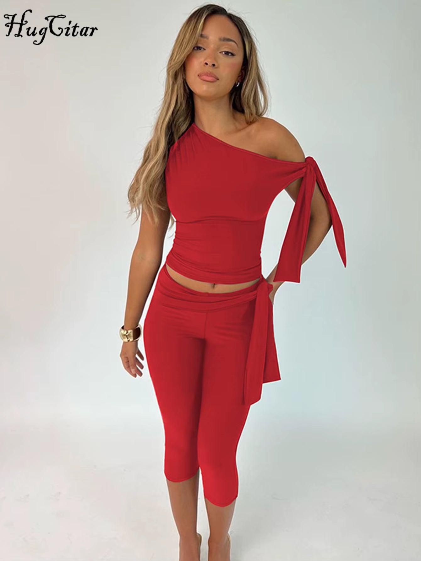 Solid One Shoulder Top & Knee Length Pants 2-piece set