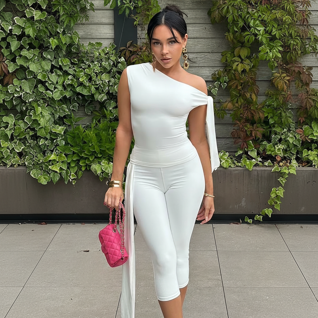 Solid One Shoulder Top & Knee Length Pants 2-piece set